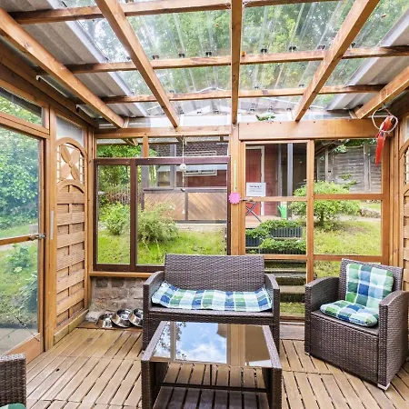Idyllic In With Forest View Ferienhaus