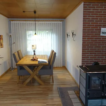 Idyllic In With Forest View Ferienhaus *